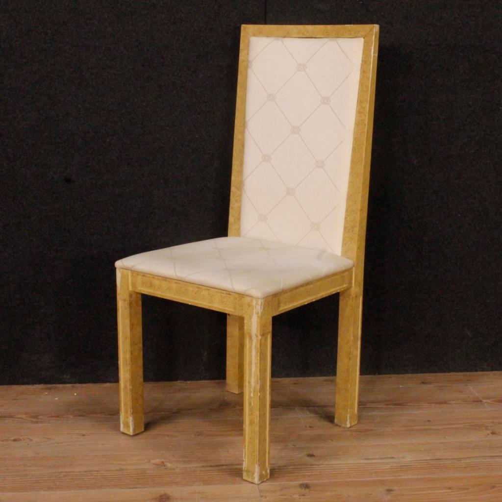 Tissu 8 chaises italiennes du 20ème siècle en bois peint et tissu blanc, 1970 en vente