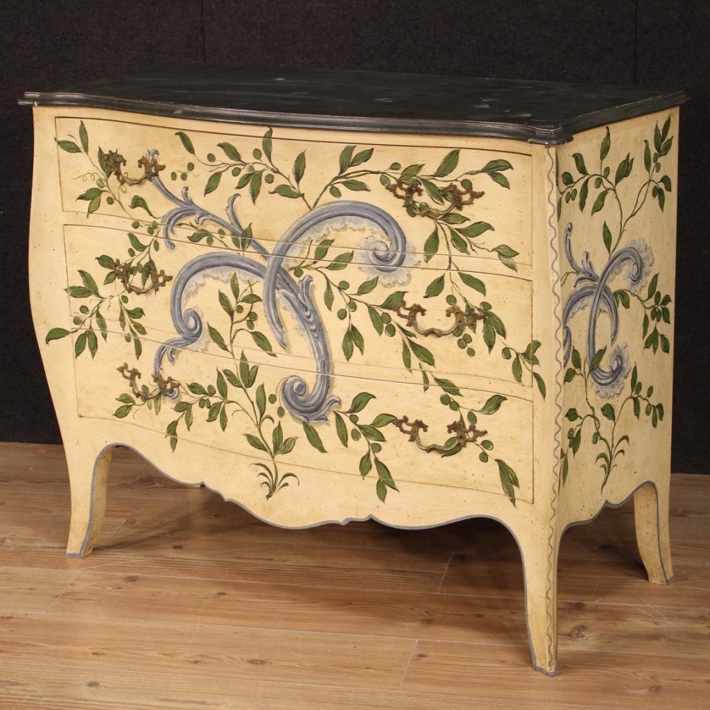20th Century Lacquered and Painted Wood Italian Chest of Drawers, 1960 In Good Condition In Vicoforte, Piedmont
