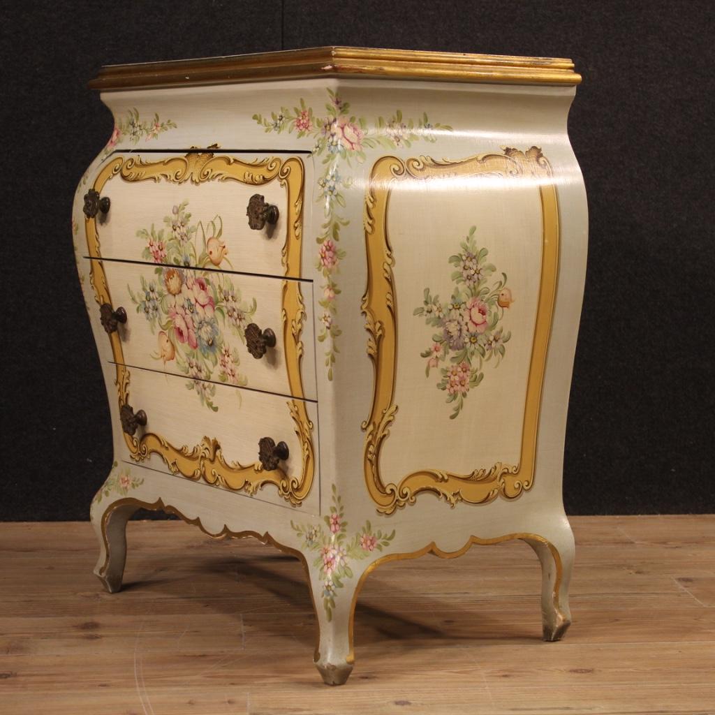20th Century Lacquered and Painted Wood Italian Dresser, 1970 2