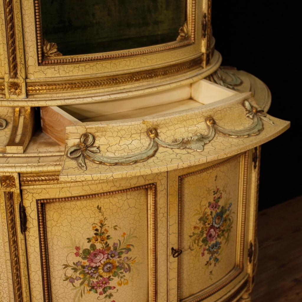 20th Century Lacquered and Painted Wood Italian Louis XVI Style Showcase, 1960 8