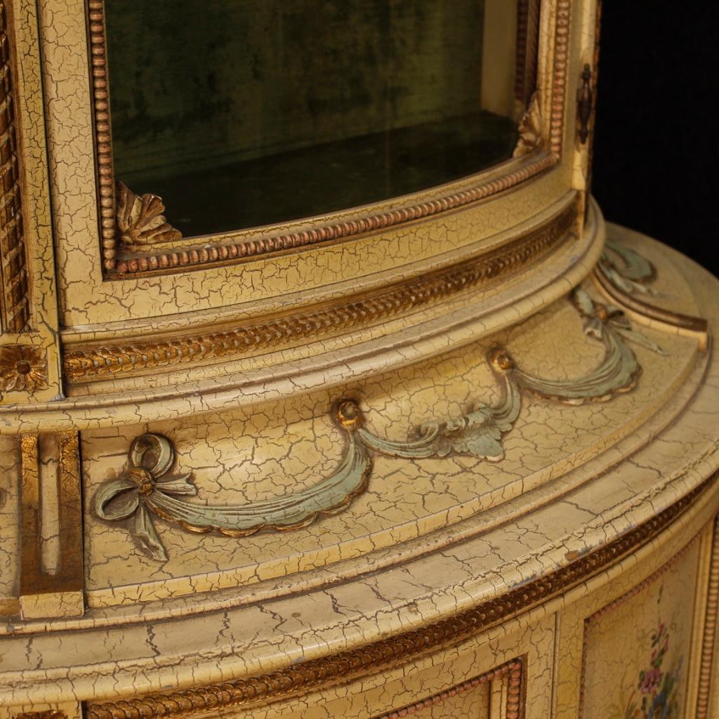 Velvet 20th Century Lacquered and Painted Wood Italian Louis XVI Style Showcase, 1960