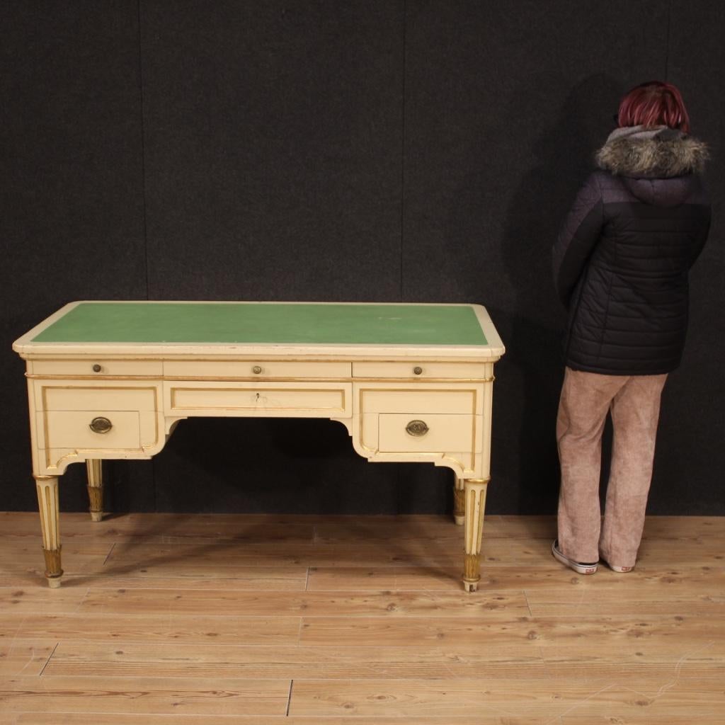 Bureau italien du 20ème siècle en bois laqué et peint, 1930 en vente 6