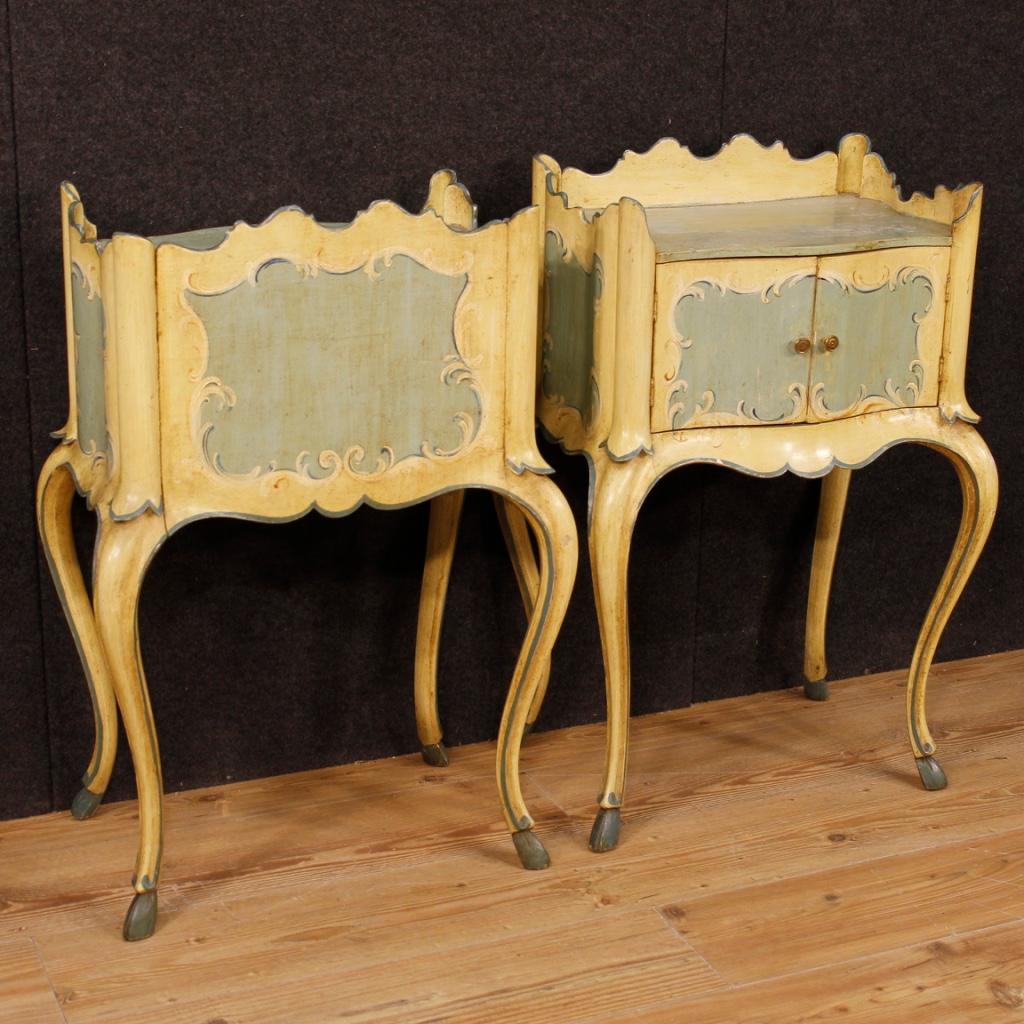 20th Century Lacquered and Painted Wood Pair of Venetian Bedside Tables, 1950 In Good Condition In Vicoforte, Piedmont