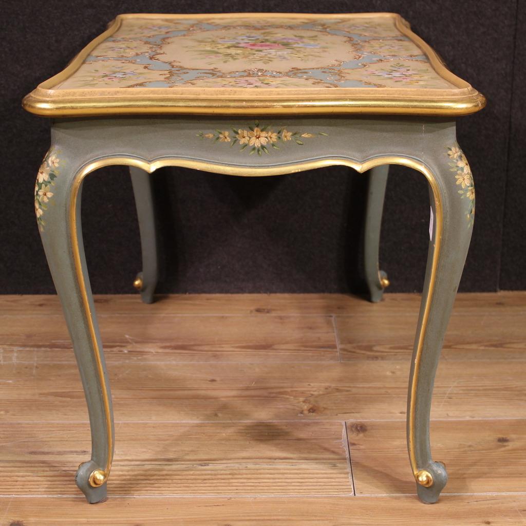 20th Century Lacquered and Painted Wood Venetian Coffee Table, 1960s For Sale 1