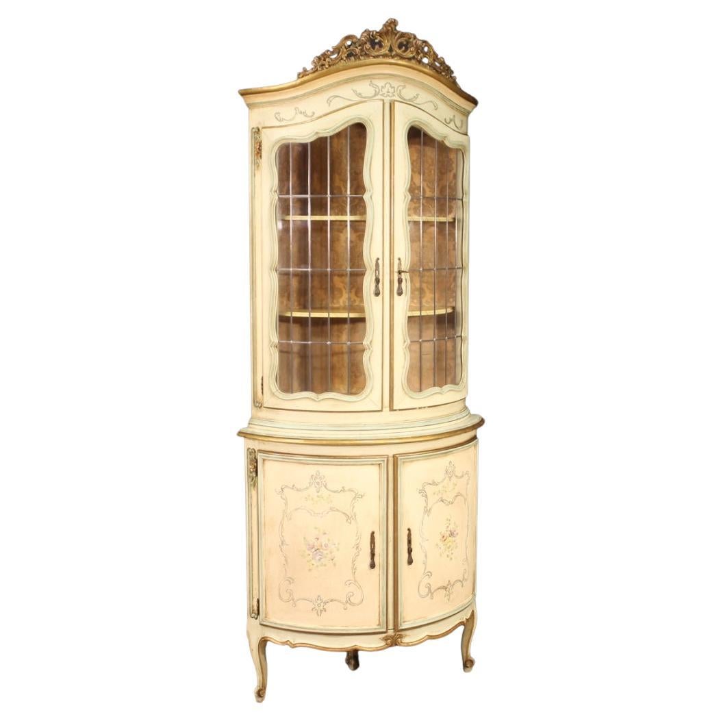 20th Century Lacquered and Painted Wood Venetian Corner Cabinet, 1970 For Sale