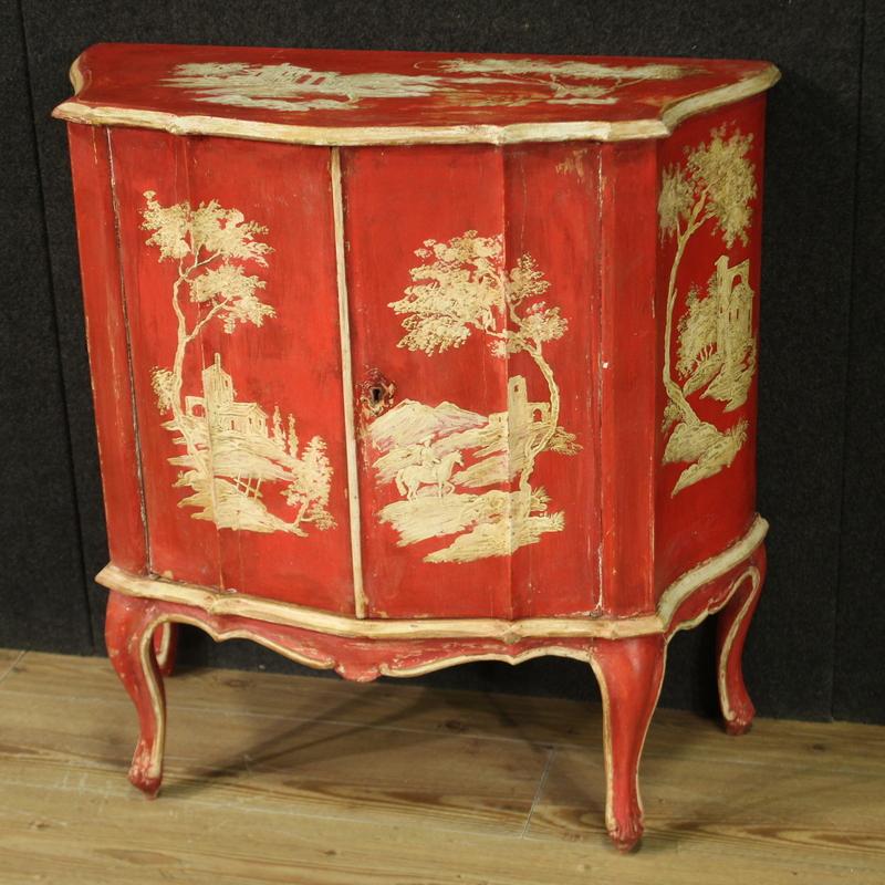 20th Century Lacquered and Painted Wood Venetian Sideboard, 1950s For Sale 7
