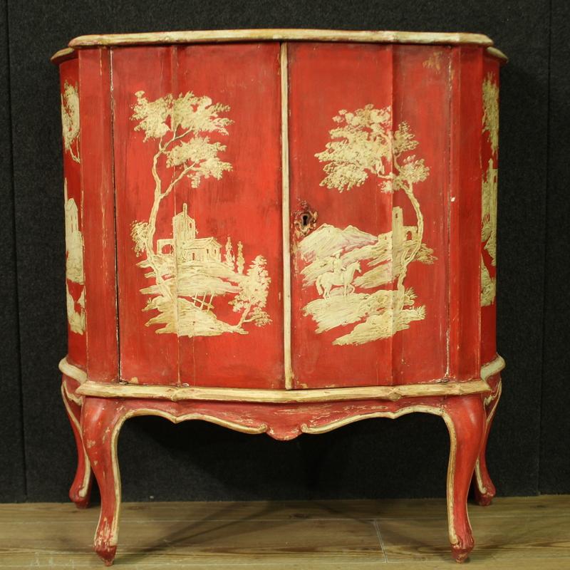 Italian 20th Century Lacquered and Painted Wood Venetian Sideboard, 1950s For Sale