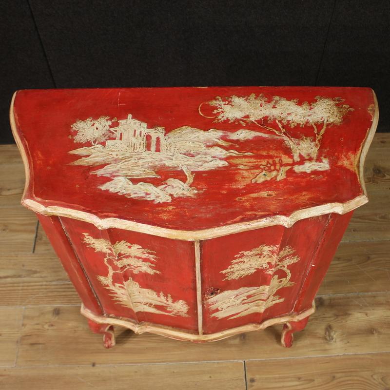 20th Century Lacquered and Painted Wood Venetian Sideboard, 1950s In Good Condition For Sale In Vicoforte, Piedmont