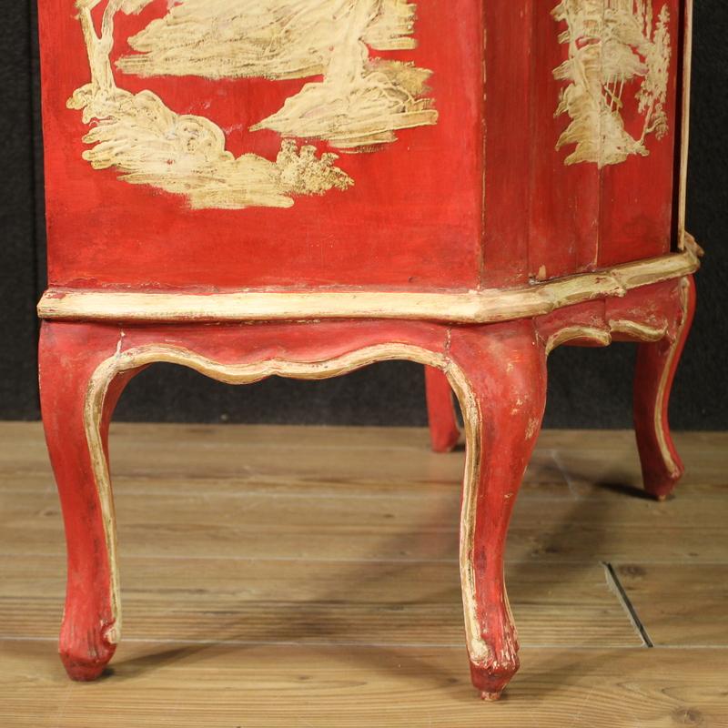 20th Century Lacquered and Painted Wood Venetian Sideboard, 1950s For Sale 1