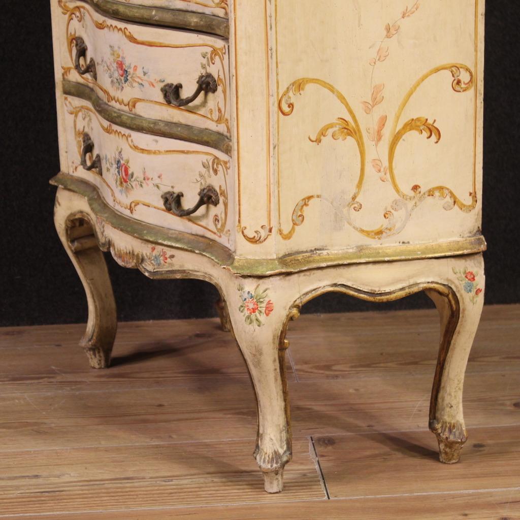 20th Century Lacquered and Painted Wood Venetian Tallboy Commode, 1960 in vendita 4