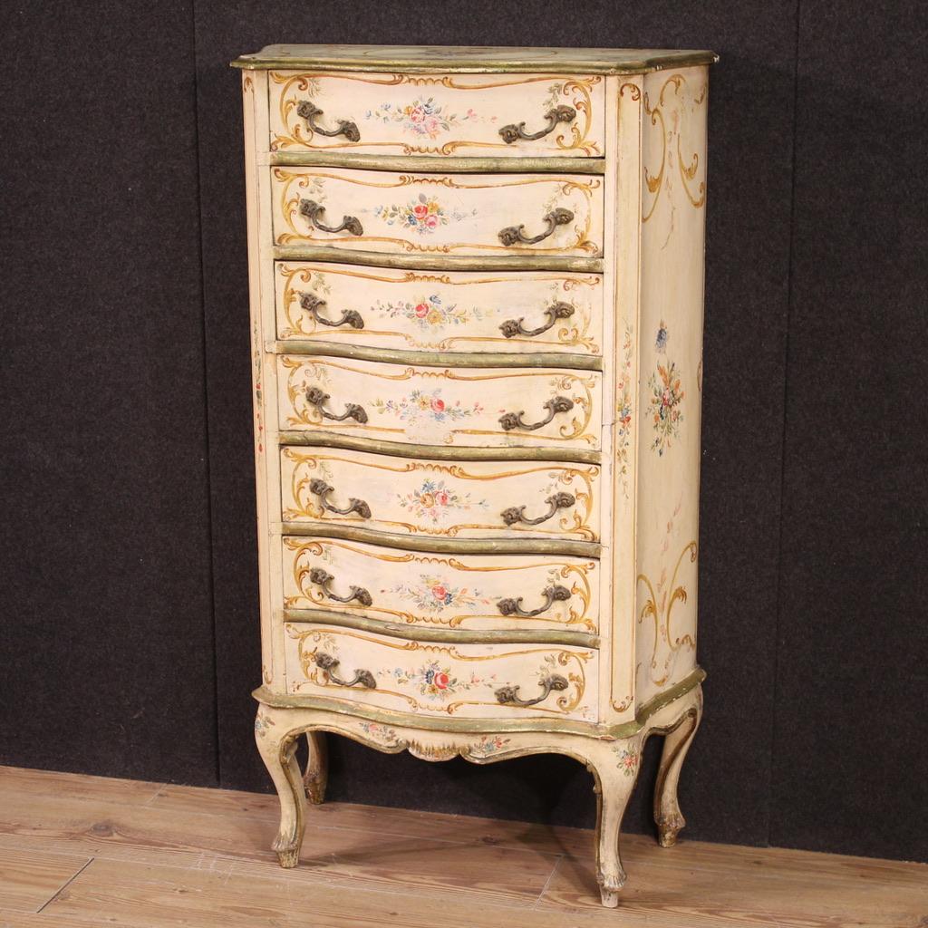 20th Century Lacquered and Painted Wood Venetian Tallboy Commode, 1960 in vendita 1