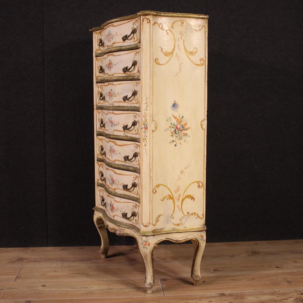 20th Century Lacquered and Painted Wood Venetian Tallboy Commode, 1960 in vendita 3