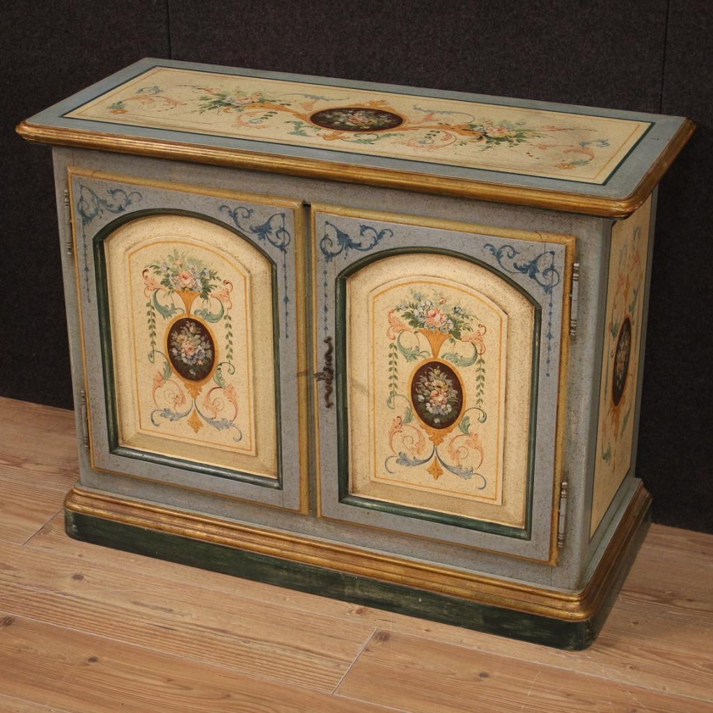 20th Century Lacquered, Gilded and Painted Wood Italian Sideboard, 1970 1