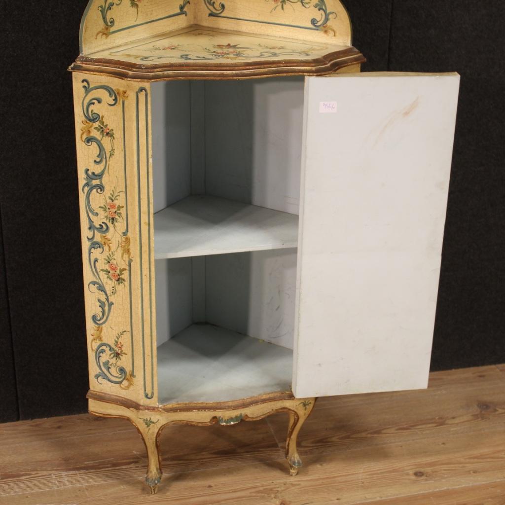 20th Century Lacquered, Gilded and Painted Wood Venetian Corner Cupboard, 1970 5