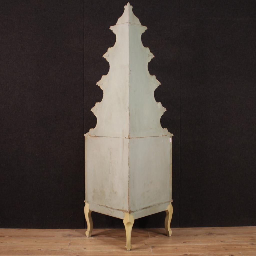 20th Century Lacquered Gold and Painted Wood Venetian Corner Cupboard, 1960 For Sale 6