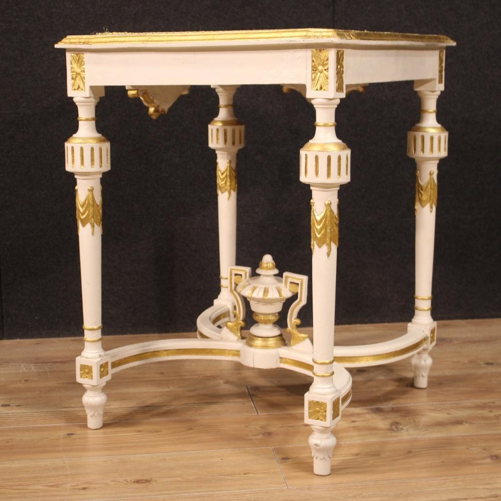 20th Century Lacquered Painted Wood Italian Louis XVI Style Side Table, 1940 3