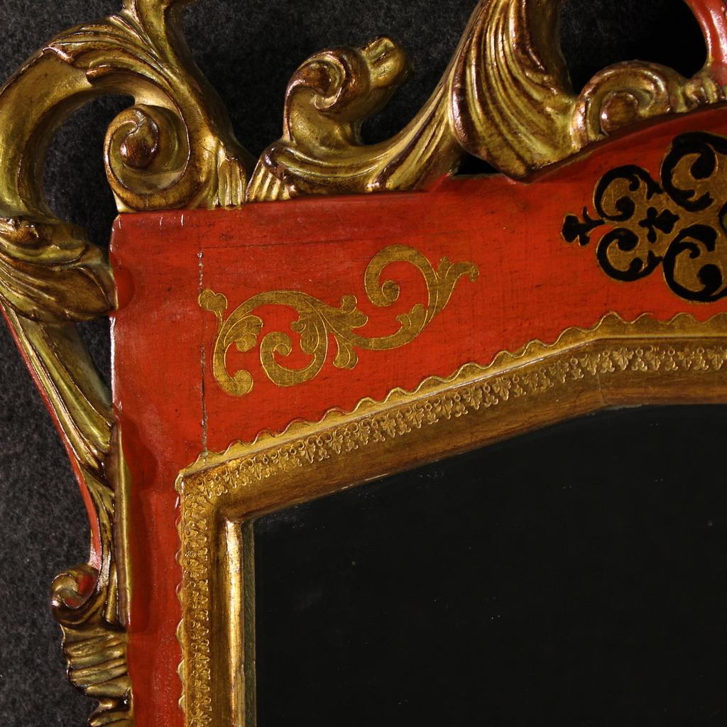 20th Century Lacquered Gold Painted Wood Tuscan Mirror, 1960 in vendita 4