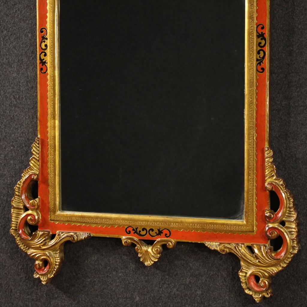 20th Century Lacquered Gold Painted Wood Tuscan Mirror, 1960 In condizioni buone in vendita a Vicoforte, Piedmont