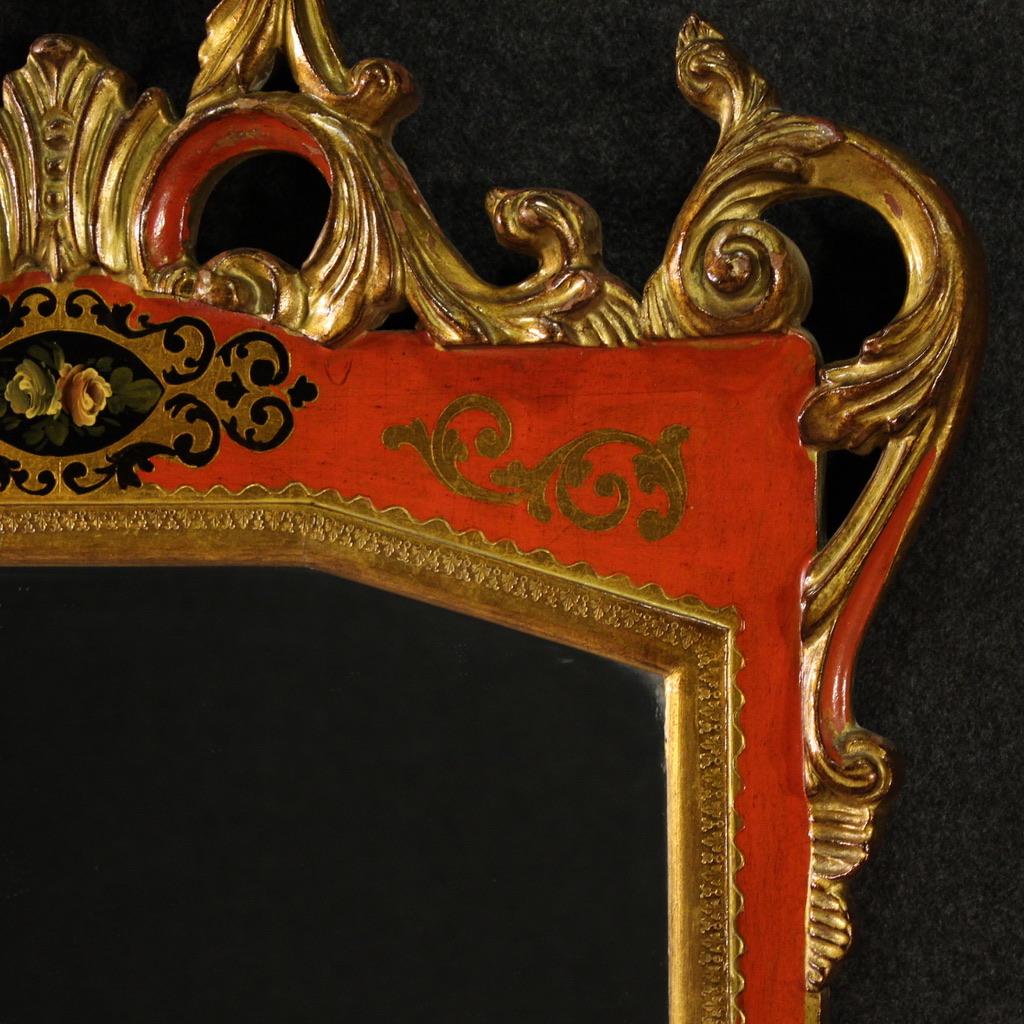 20th Century Lacquered Gold Painted Wood Tuscan Mirror, 1960 in vendita 1