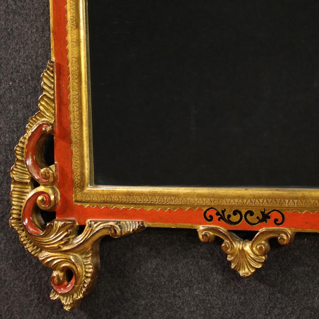 20th Century Lacquered Gold Painted Wood Tuscan Mirror, 1960 in vendita 2