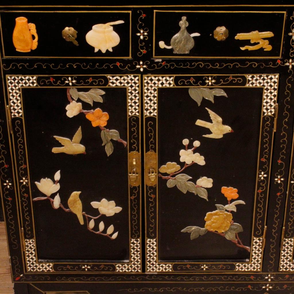 20th Century Lacquered Painted and Carved Wood Chinese Sideboard, 1960 2