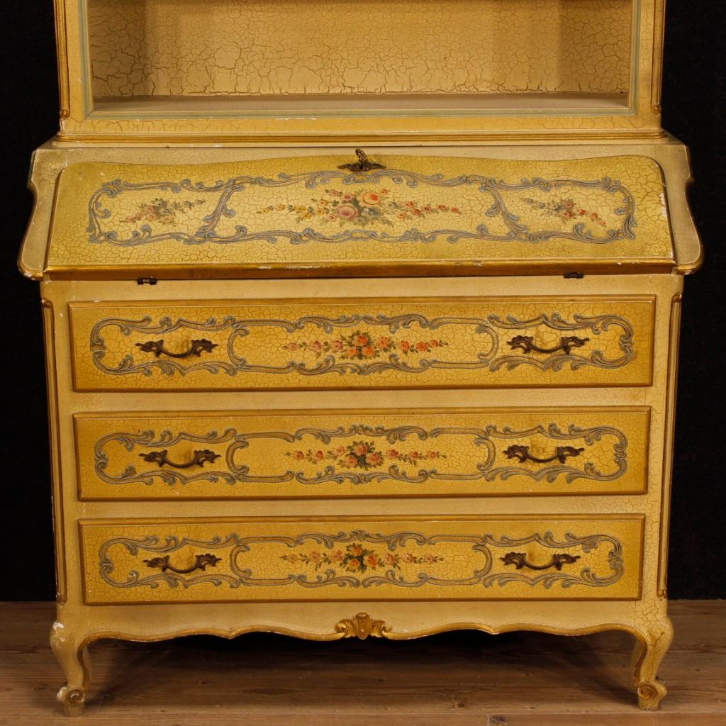 Italian 20th Century Lacquered, Painted and Gilded Wood Venetian Trumeau, 1960 For Sale