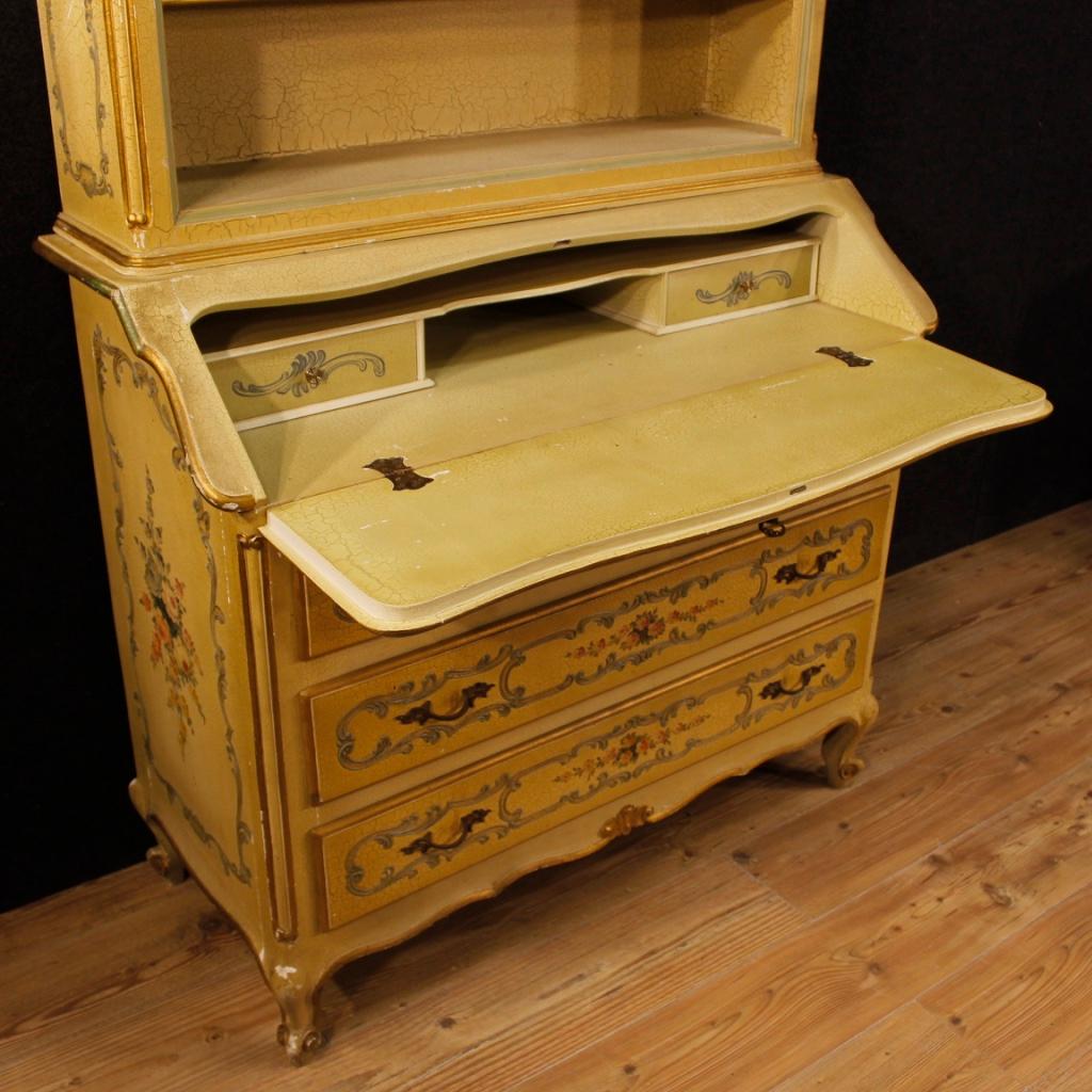 20th Century Lacquered, Painted and Gilded Wood Venetian Trumeau, 1960 In Good Condition In Vicoforte, Piedmont