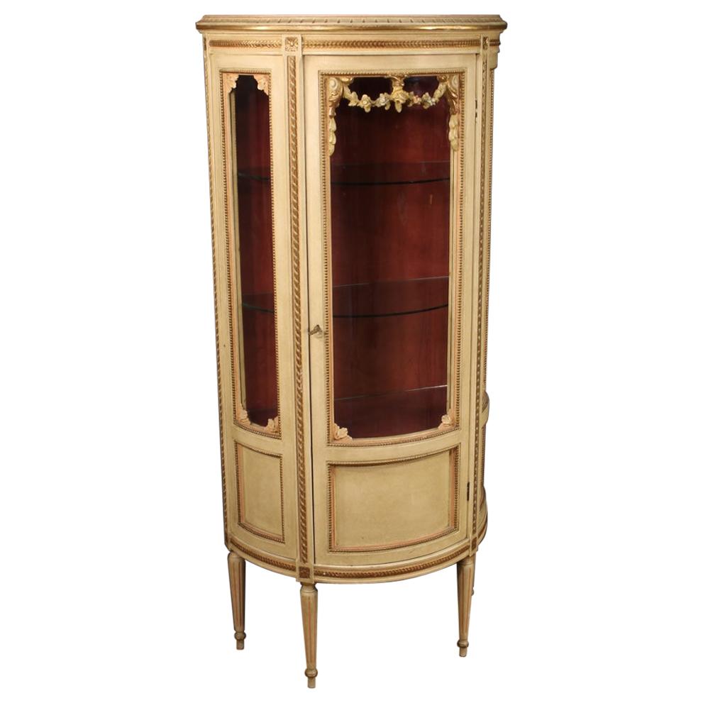 20th Century Lacquered Painted and Giltwood Italian Vitrine, 1960