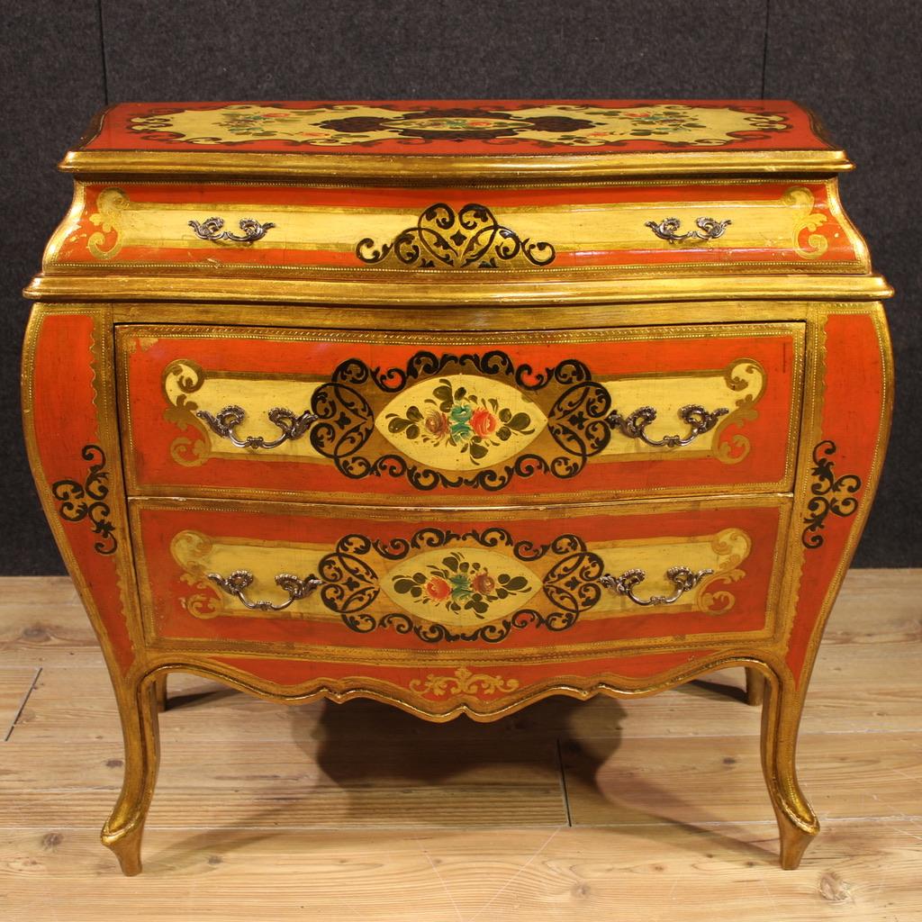 20th Century Lacquered Painted and Gilt Wood Tuscan Style Commode, 1960 in vendita 6