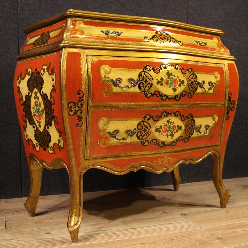 Legno 20th Century Lacquered Painted and Gilt Wood Tuscan Style Commode, 1960 in vendita