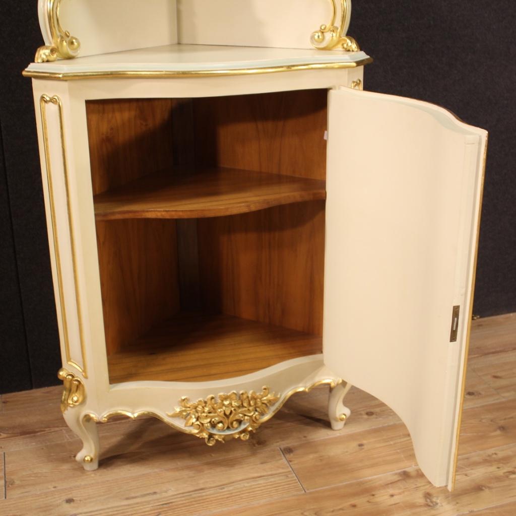 20th Century Lacquered Painted and Gilt Wood Venetian Corner Cabinet, 1960 4