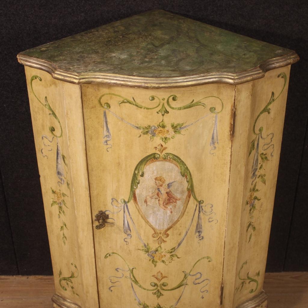 20th Century Lacquered Painted and Giltwood Venetian Corner Cupboard, 1950 2