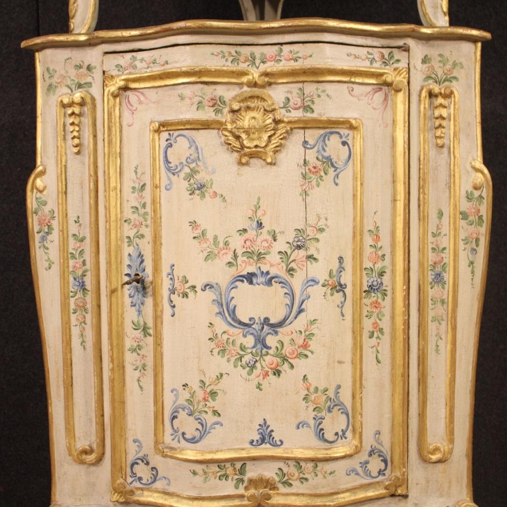 20th Century Lacquered Painted and Giltwood Venetian Corner Cupboard, 1950 3