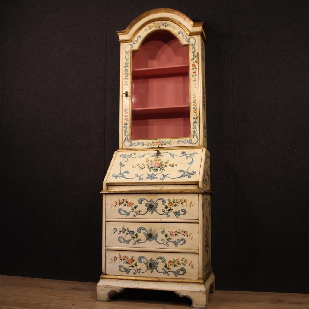 Italian 20th Century Lacquered Painted and Giltwood Venetian Trumeau, 1960