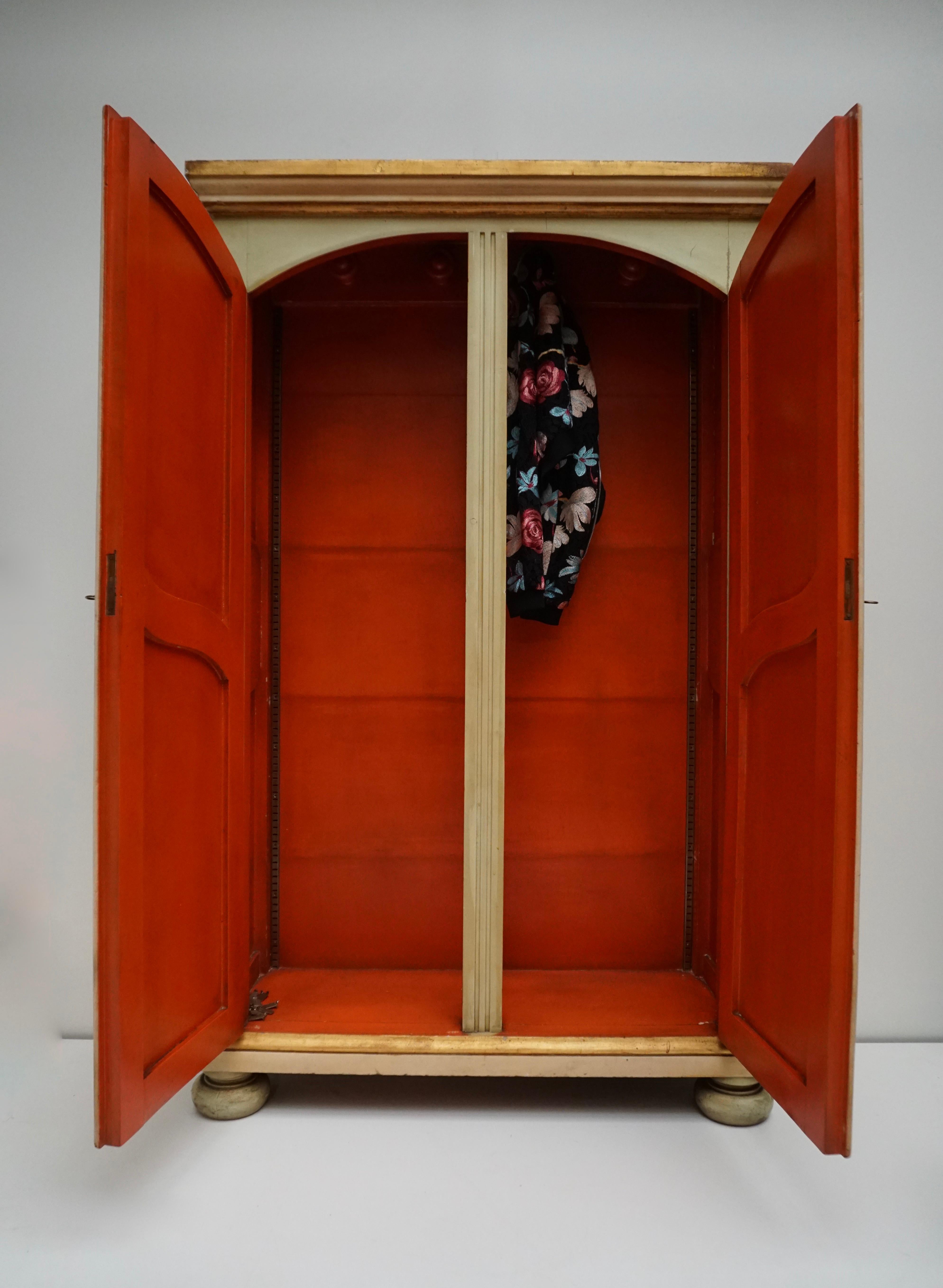 20th Century Lacquered Painted and Giltwood Italian Wardrobe, 1960 For Sale 1