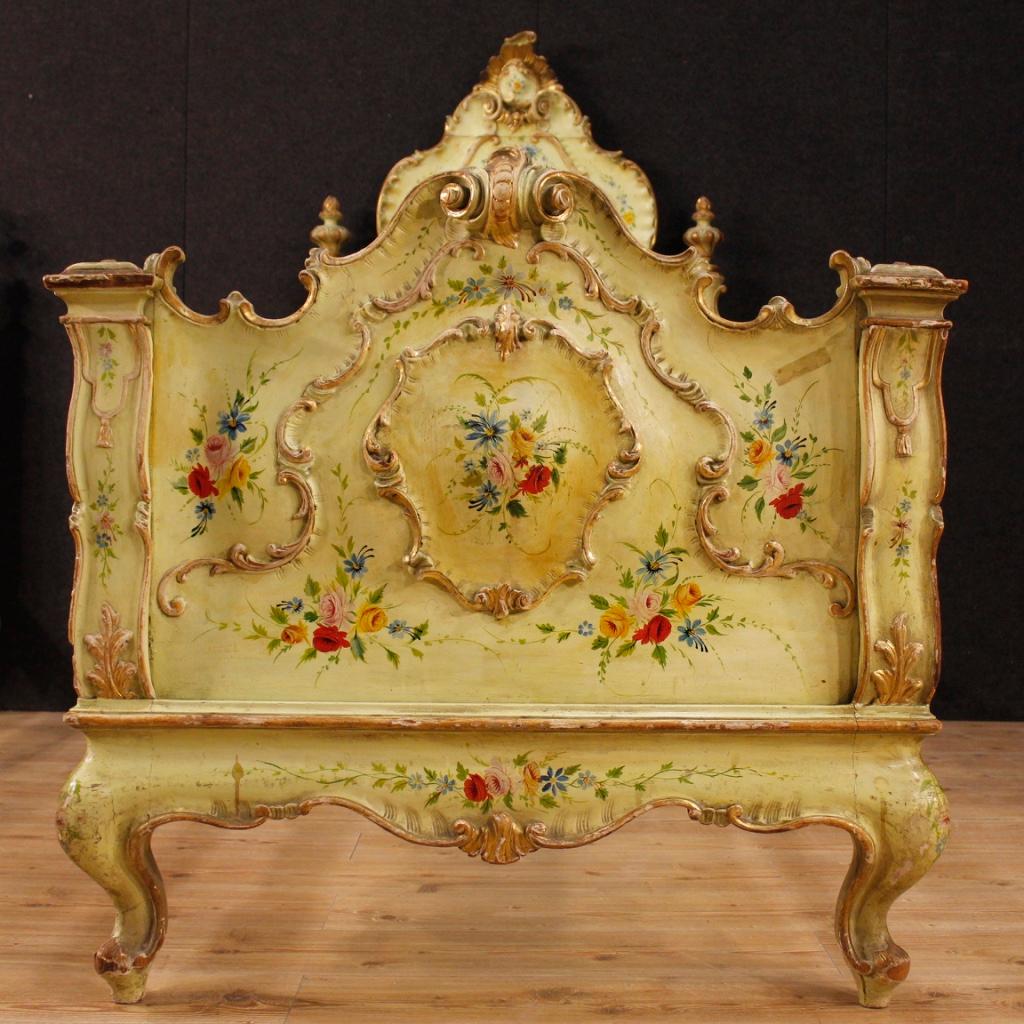 20th Century Lacquered, Painted, Giltwood Venetian Pair of Beds, 1950 1