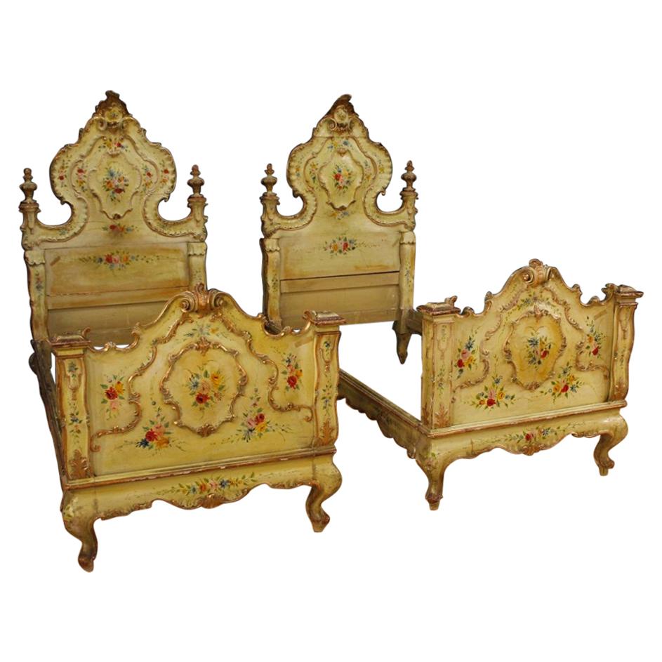 20th Century Lacquered, Painted, Giltwood Venetian Pair of Beds, 1950