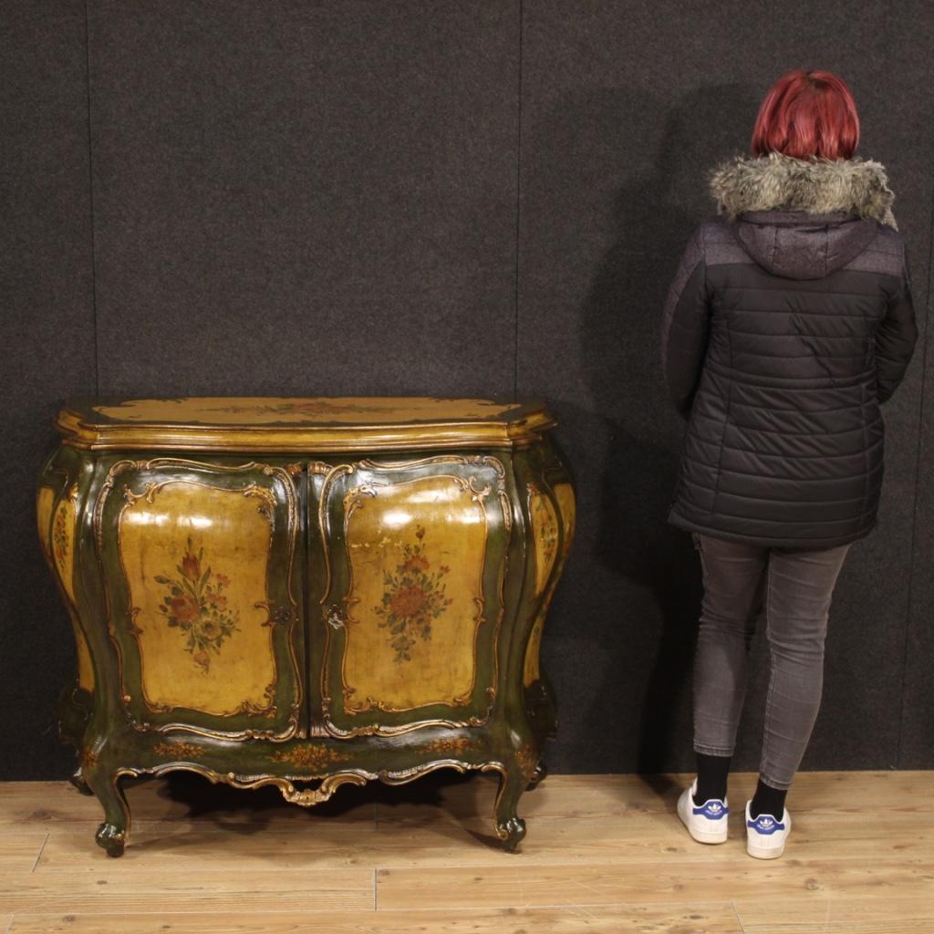 20th Century Lacquered Painted Gold Wood Venetian Sideboard, 1930 7