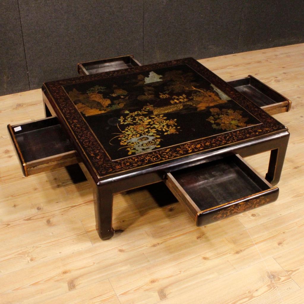 20th Century Lacquered Wood Chinese Coffee Table, 1980 2