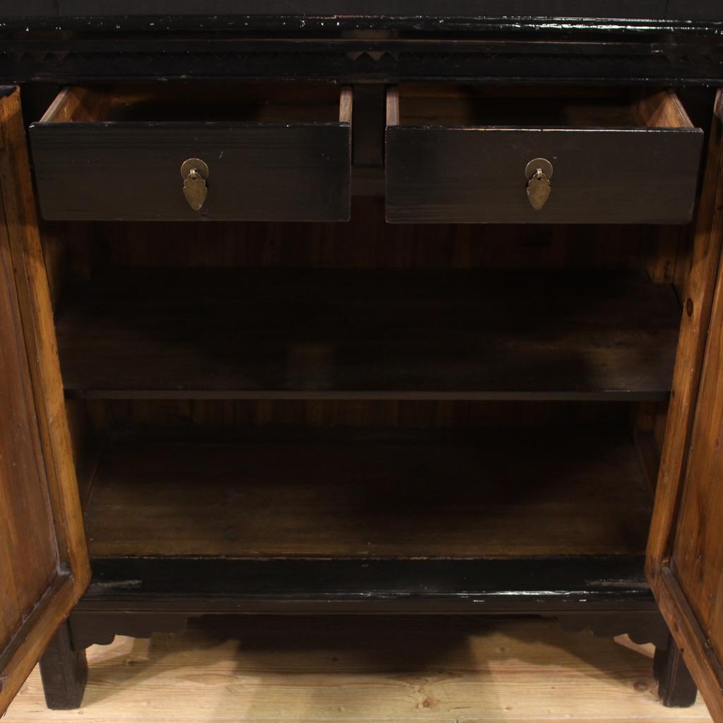 20th Century Lacquered Wood Chinese Sideboard, 1950s For Sale 6
