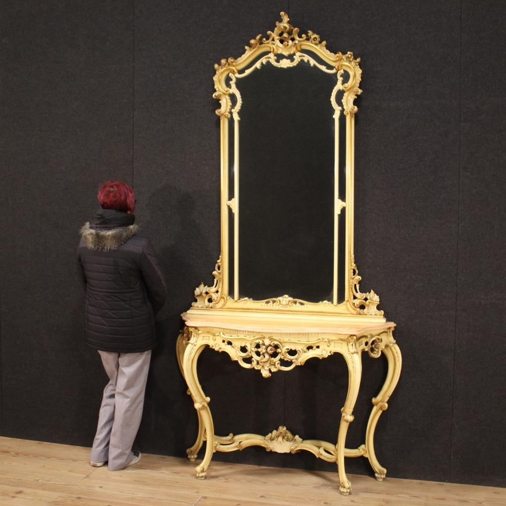 20. Jahrhundert Lackiertes Holz Marmor Italienische Louis XV Stil Konsole mit Spiegel im Angebot 7
