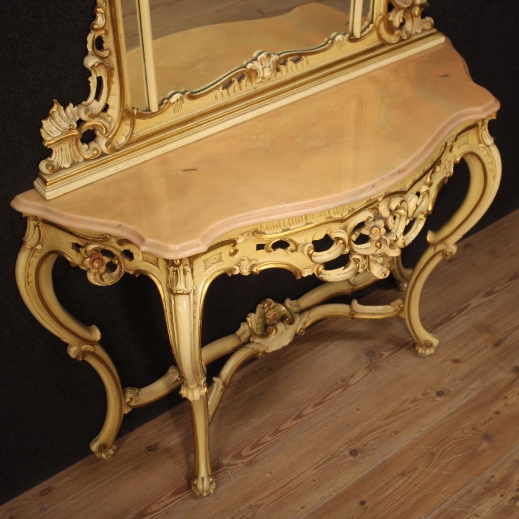 20. Jahrhundert Lackiertes Holz Marmor Italienische Louis XV Stil Konsole mit Spiegel im Angebot 5