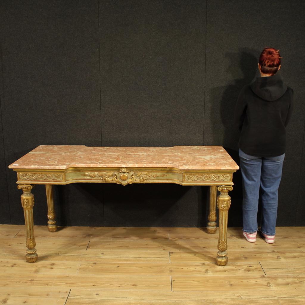 Console italienne de style Louis XVI en bois laqué du 20ème siècle avec plateau en marbre Bon état - En vente à Vicoforte, Piedmont