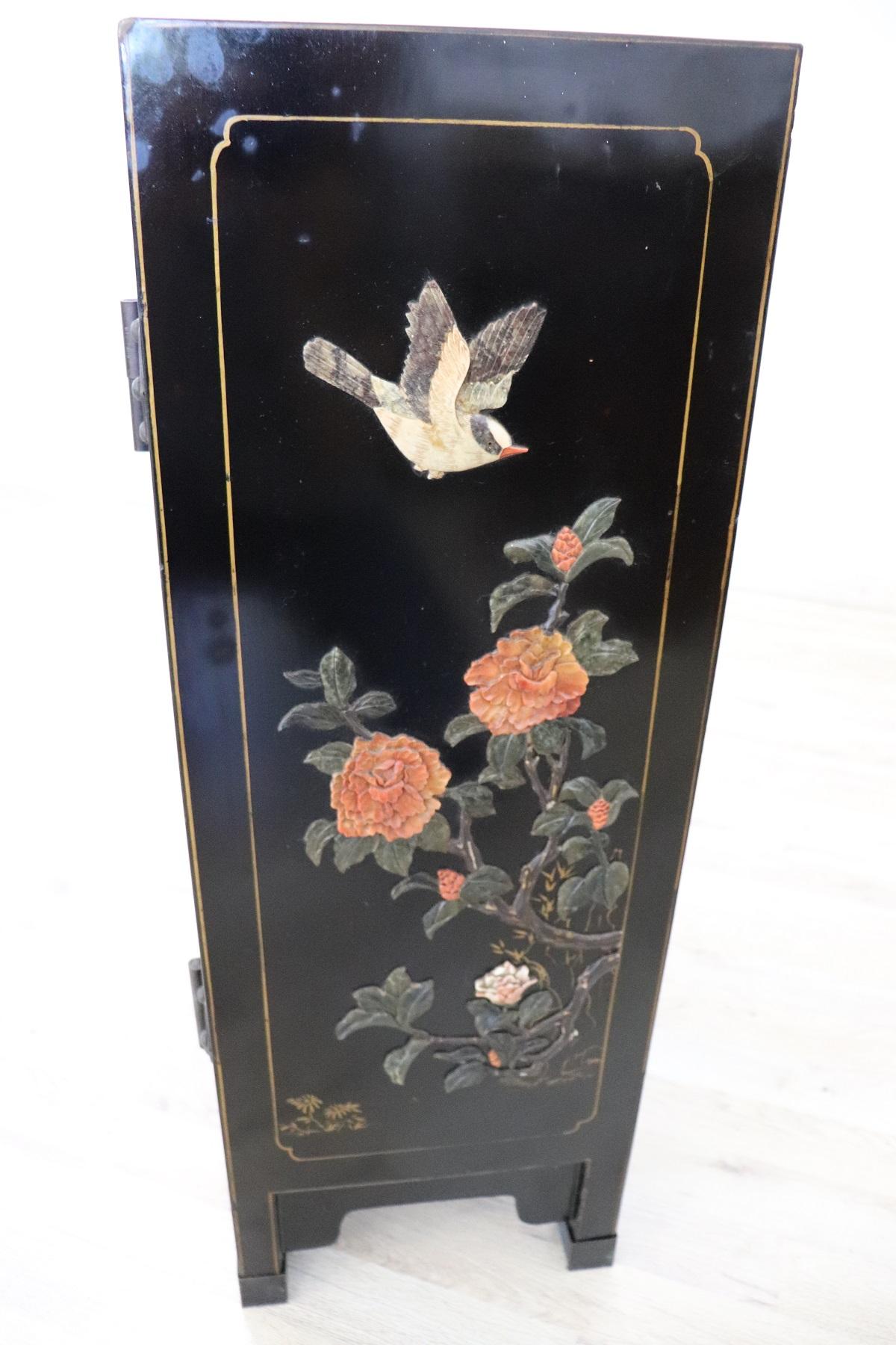 20th Century Lacquered Wood Small Cabinet with Chinoiserie Soapstone Decorations 2