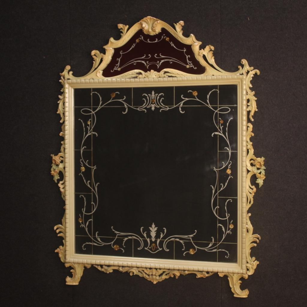 20th Century Lacquered Wood with Floral Decorations Italian Mirror, 1960 For Sale 2