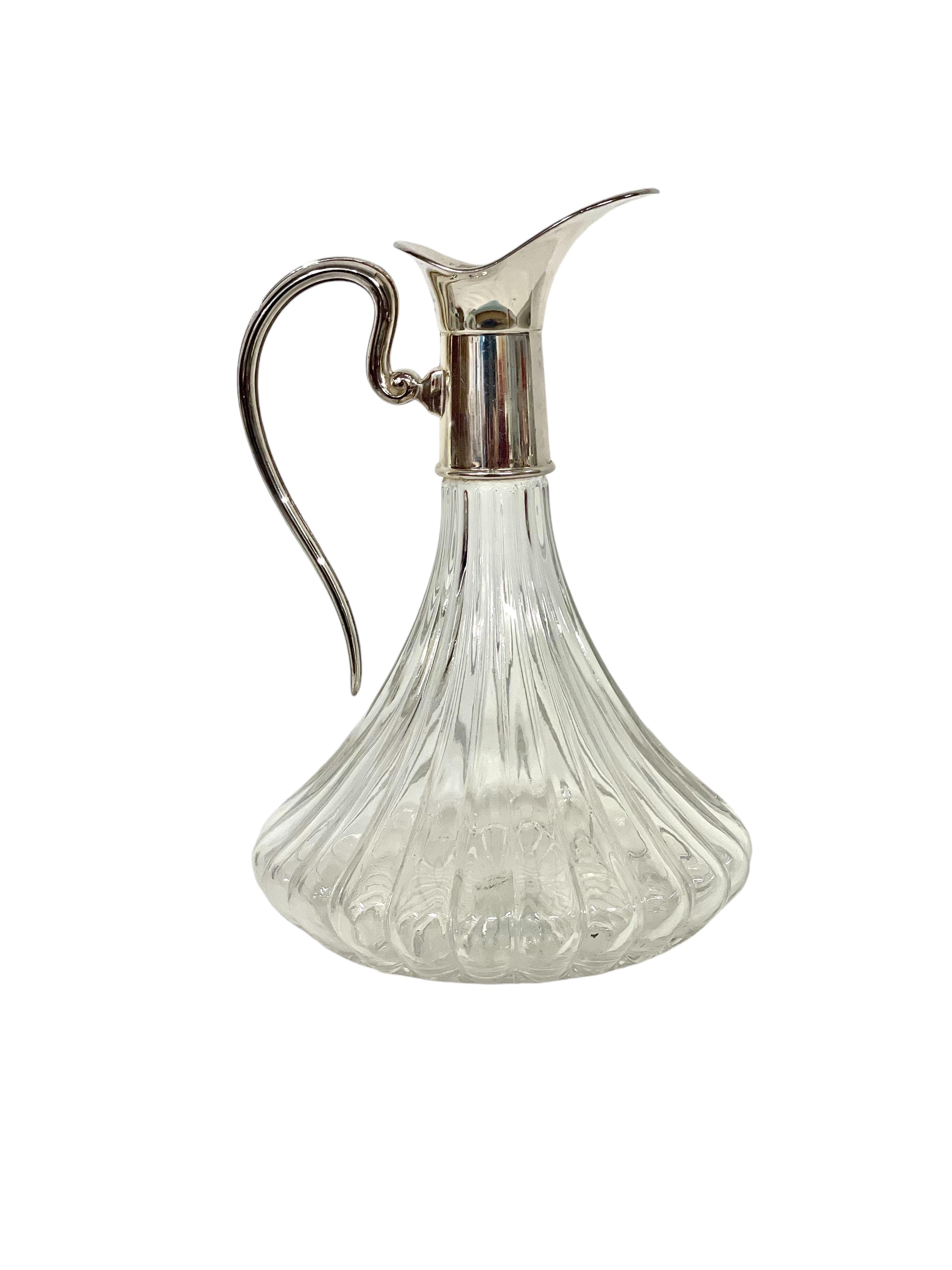 Decantador de cristal Lancel Paris del siglo XX Francés en venta