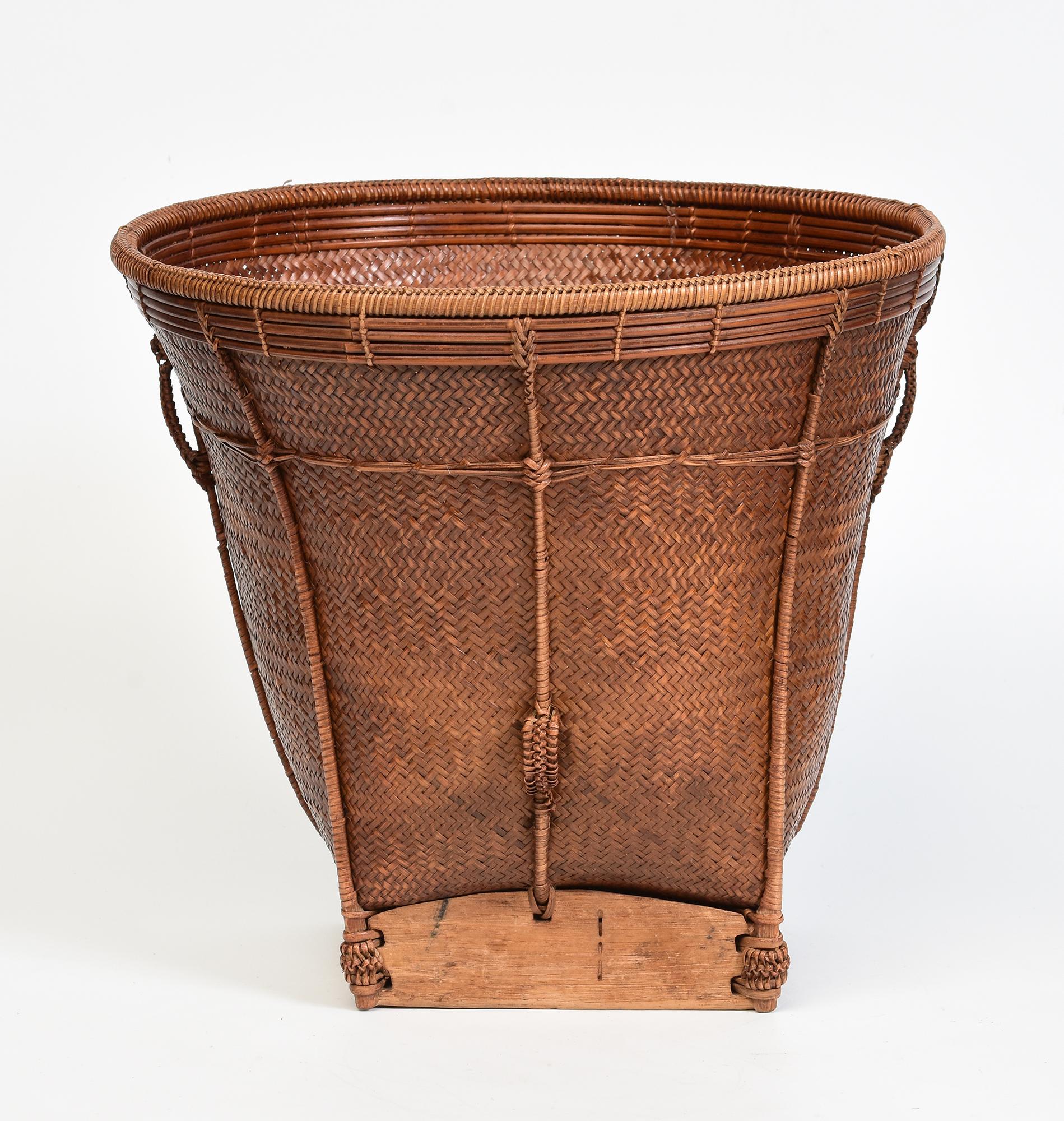 20th Century, Laos Bamboo Basket For Sale 4