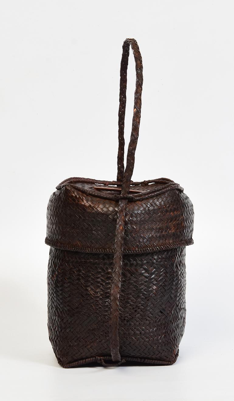 Hand-Crafted 20th Century, Laos Bamboo Basket with Cover For Sale