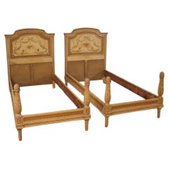 cama italiana de madera lacada estilo Luis XVI, 1960
