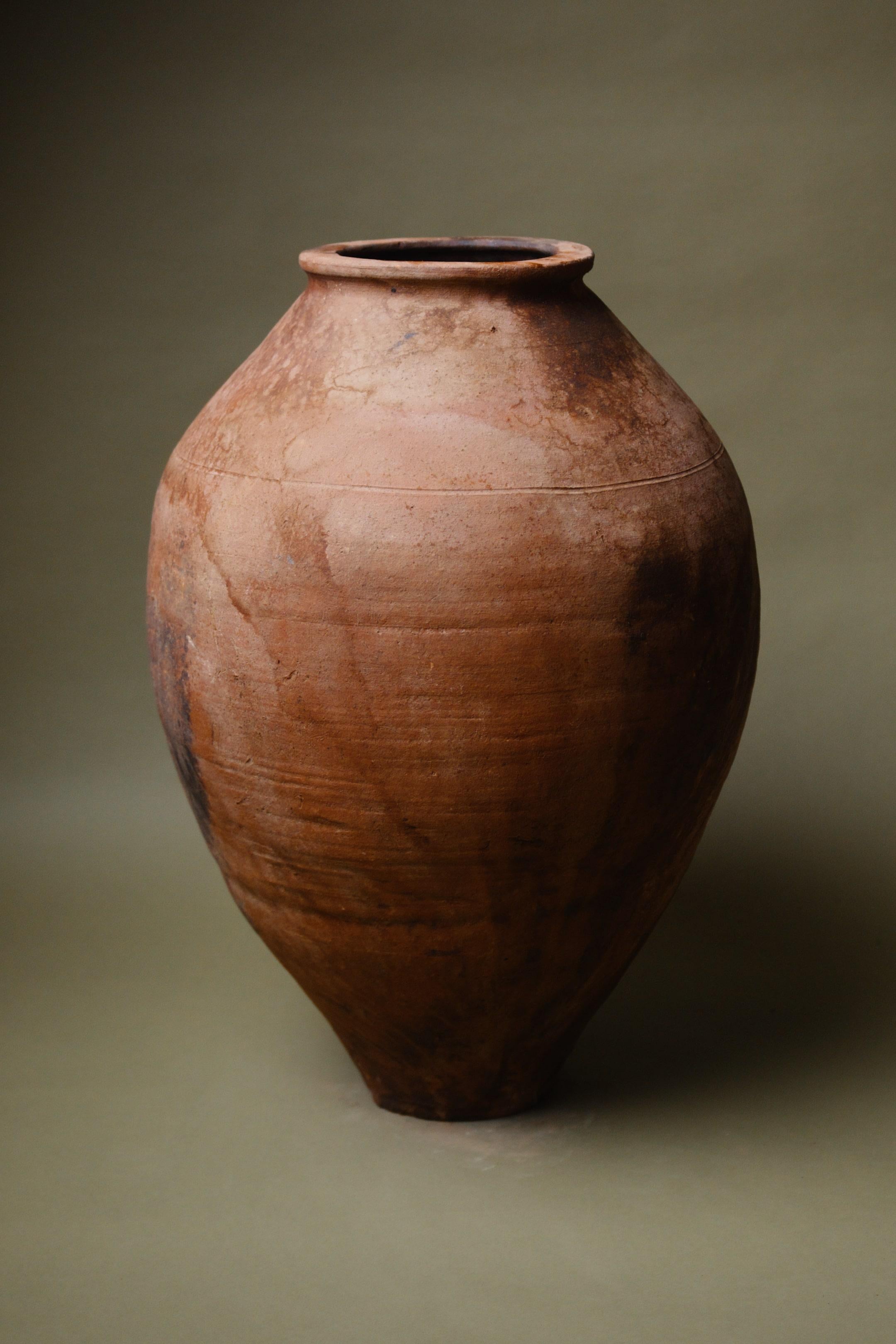 Gran tinaja de terracota de Anatolia del siglo XX Asiático
